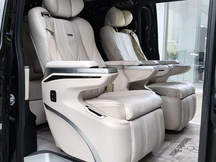 Mercedes-Benz V-Class 2022 2022款 V 260 领航版