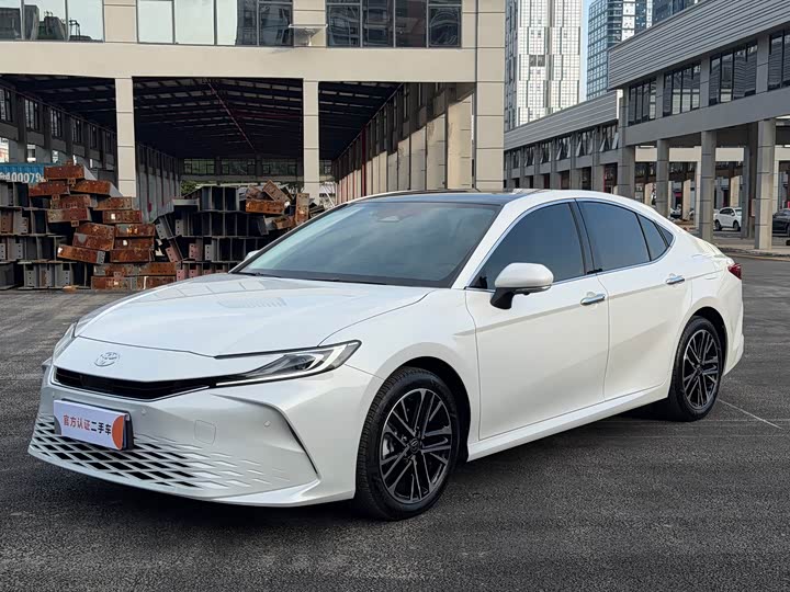 Toyota Camry 2026 2026款 双擎 2.0HG 尊贵版