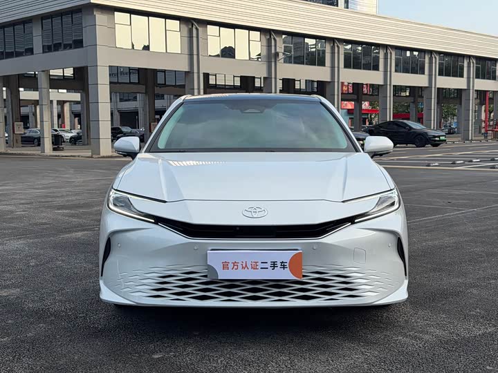 Toyota Camry 2026 2026款 双擎 2.0HG 尊贵版