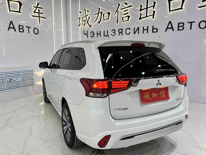 Mitsubishi Outlander 2021 2021款 2.0L 两驱畅享版 5座