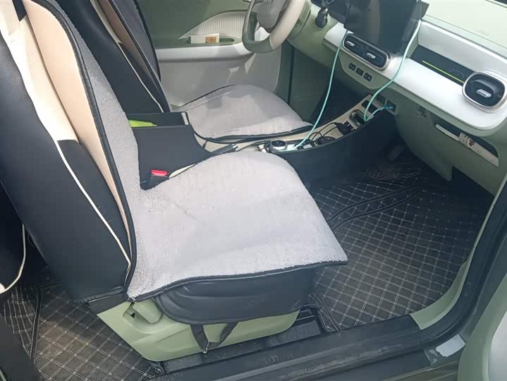 Geely Galaxy Panda Mini 2025 2025款 210km 熊猫骑士