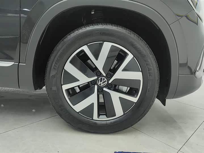 Volkswagen Tayron 2024 2024款 330TSI 两驱豪华Plus进阶版