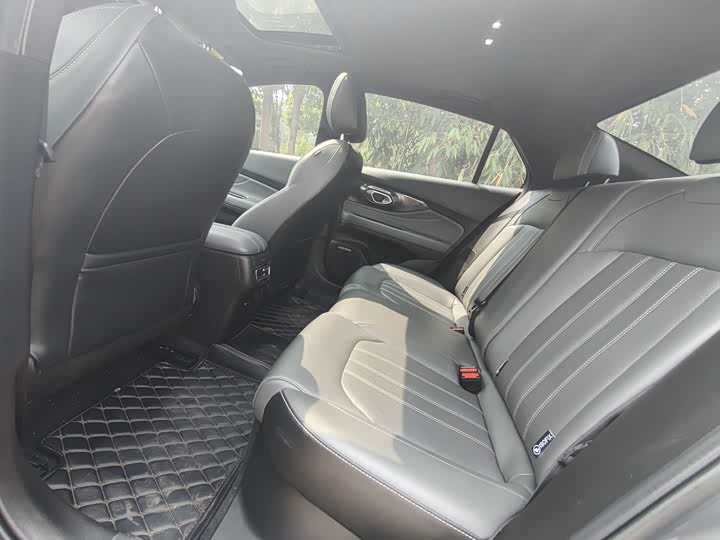 GAC Trumpchi Empow R 2025 2025款 270T DCT 影豹R-Style劲享版