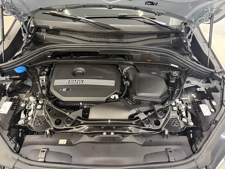 BMW X2 2025 2025款 sDrive25i M运动套装