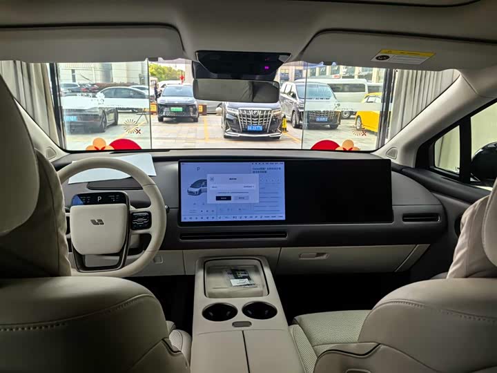 LiXiang i8 2025 2025款 标准版
