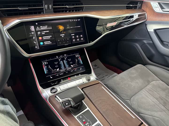 Zdjęcie 9 - Audi A6L