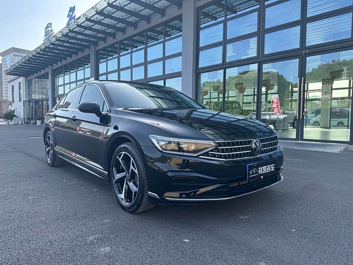 Volkswagen Magotan 2026 2026款 3000万辆甄选款 380TSI DSG豪华型