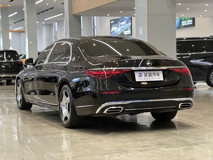 Zdjęcie 6 - Mercedes-Benz Maybach S-Class