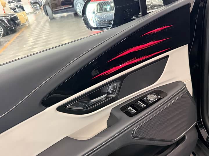 Lincoln Nautilus 2025 2025款 2.0T 四驱尊逸版