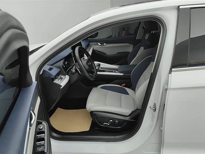 Фото 9 - Geely Preface