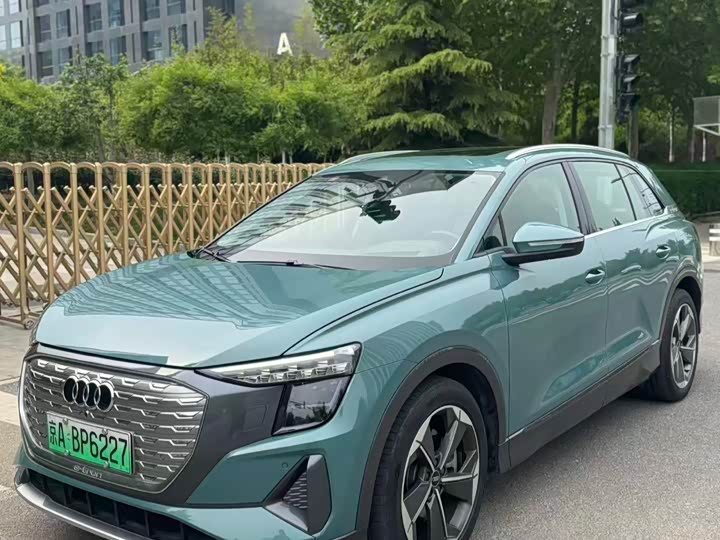 2023 Audi Q5 e-tron