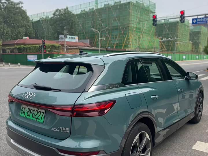 2023 Audi Q5 e-tron