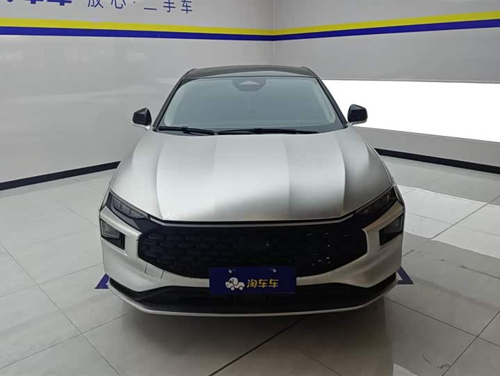 Ford Mondeo 2025 2025款 2.0T EcoBoost 豪华型