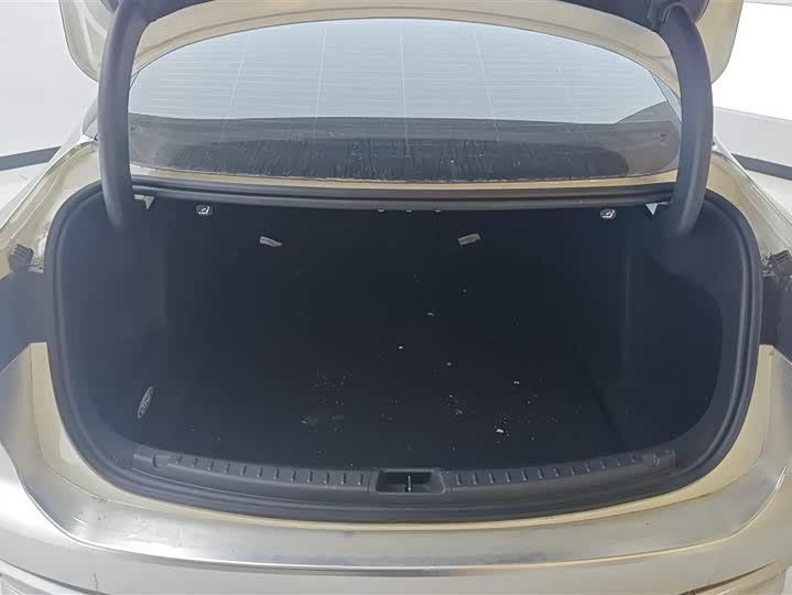 Ford Mondeo 2025 2025款 2.0T EcoBoost 豪华型