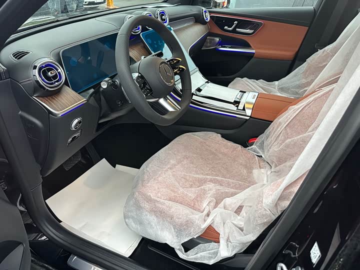 Mercedes-Benz GLC-Class 2026 2026款 改款 GLC 300 L 4MATIC 动感型 5座
