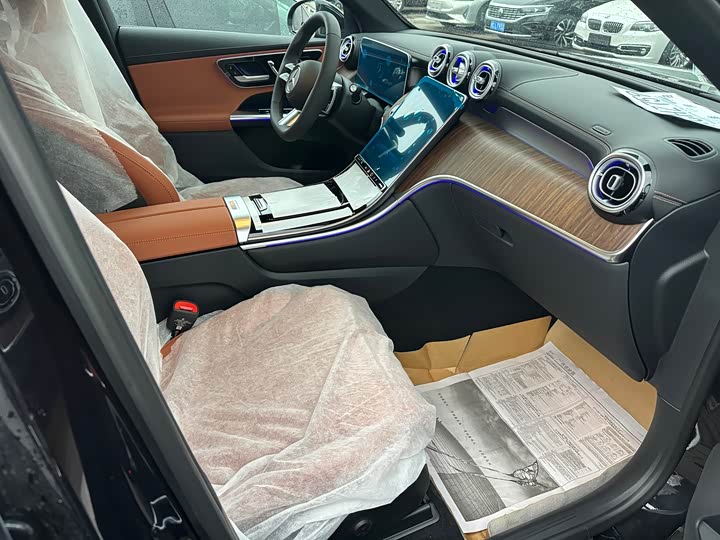 Mercedes-Benz GLC-Class 2026 2026款 改款 GLC 300 L 4MATIC 动感型 5座