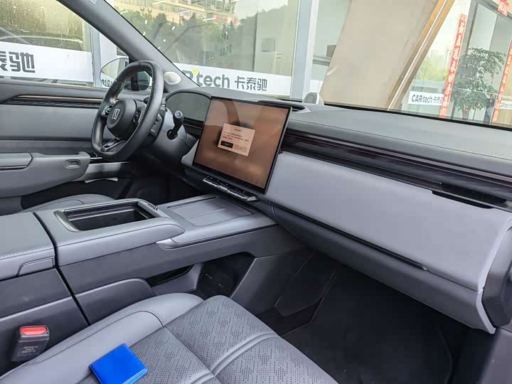 Zeekr 7X 2025 2025款 100kWh 长续航四驱智驾版