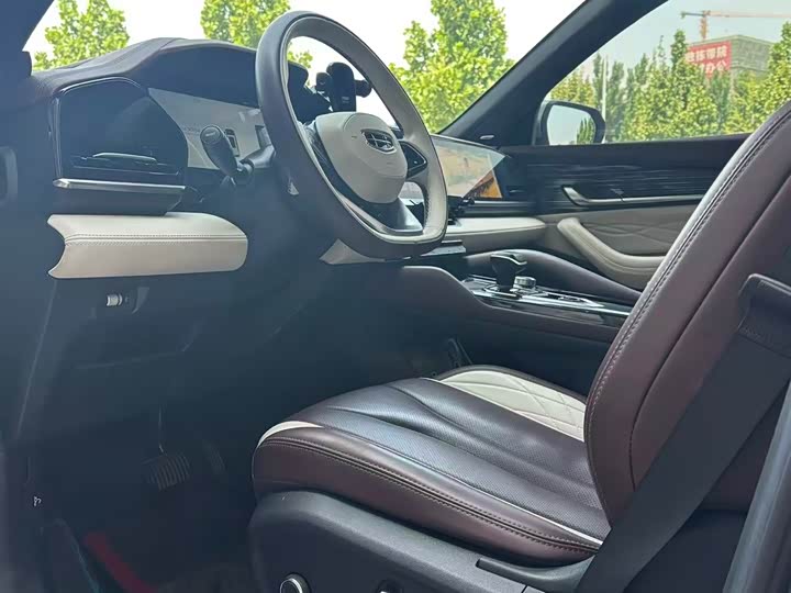 Zdjęcie 4 - Geely Monjaro