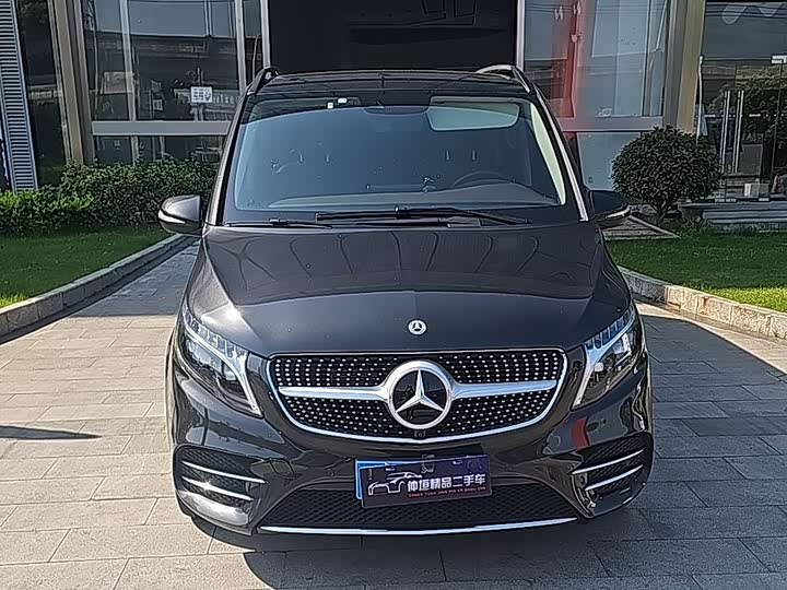 Mercedes-Benz V-Class 2022 2022款 V 260 L 长轴距豪华版
