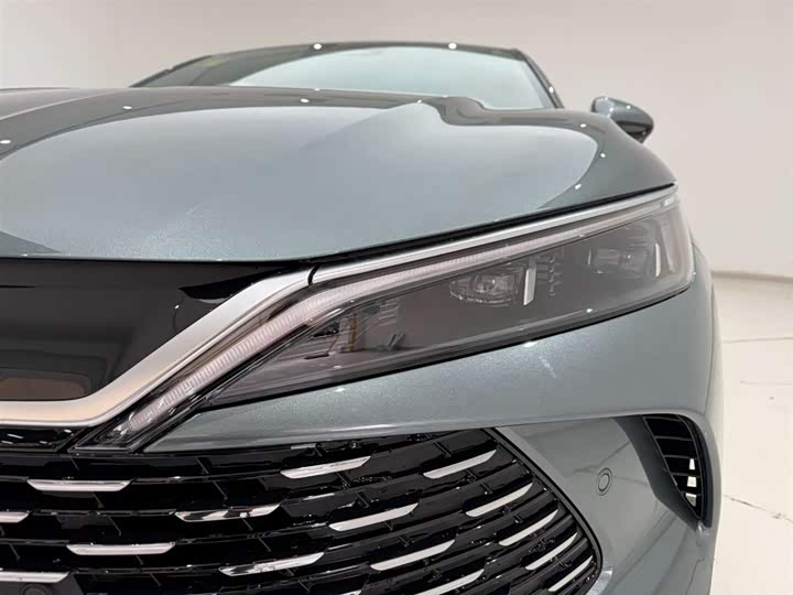 Фото 2 - BYD Qin L
