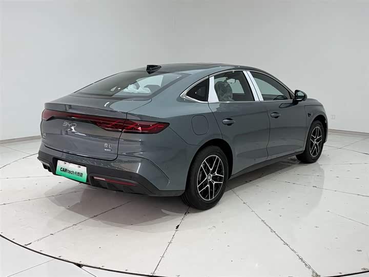 Фото 8 - BYD Qin L