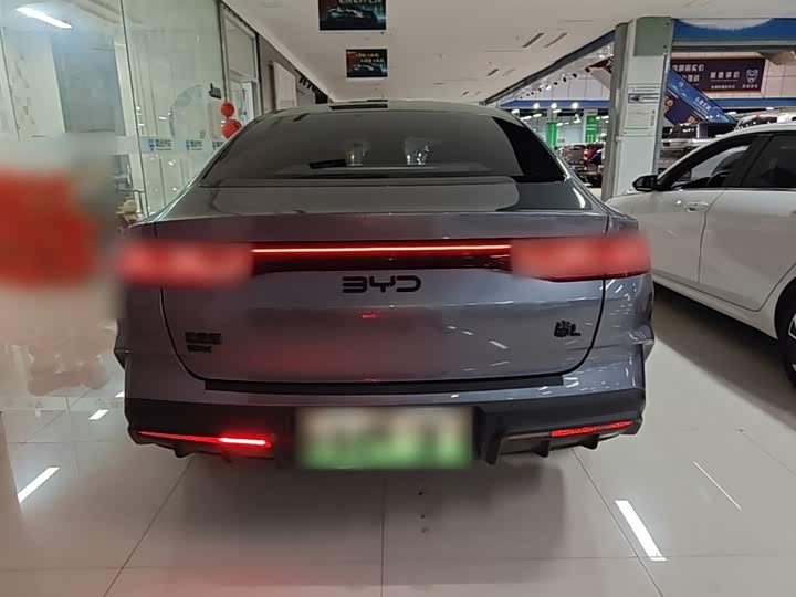 Zdjęcie 6 - BYD Qin L