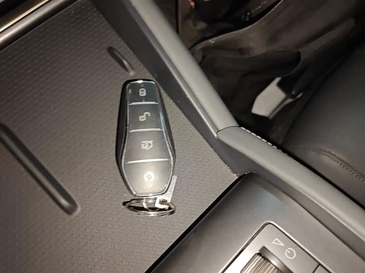 Zdjęcie 9 - BYD Qin L