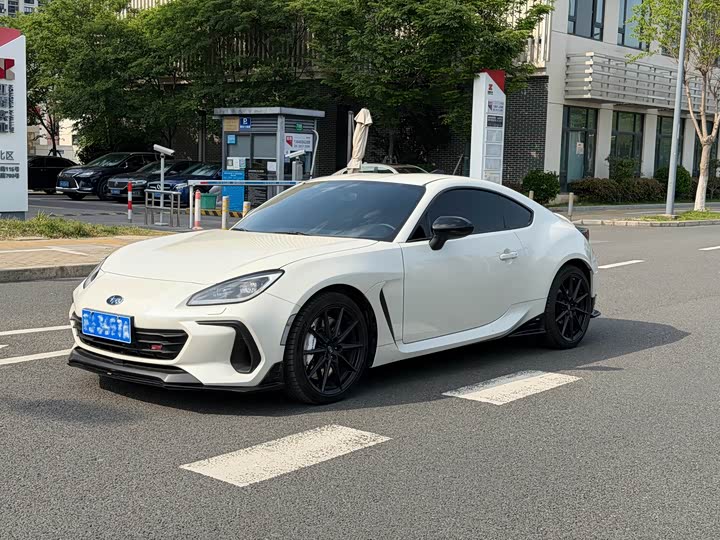 Subaru BRZ 2025 2025款 2.4L 手动版EyeSight STI Sport
