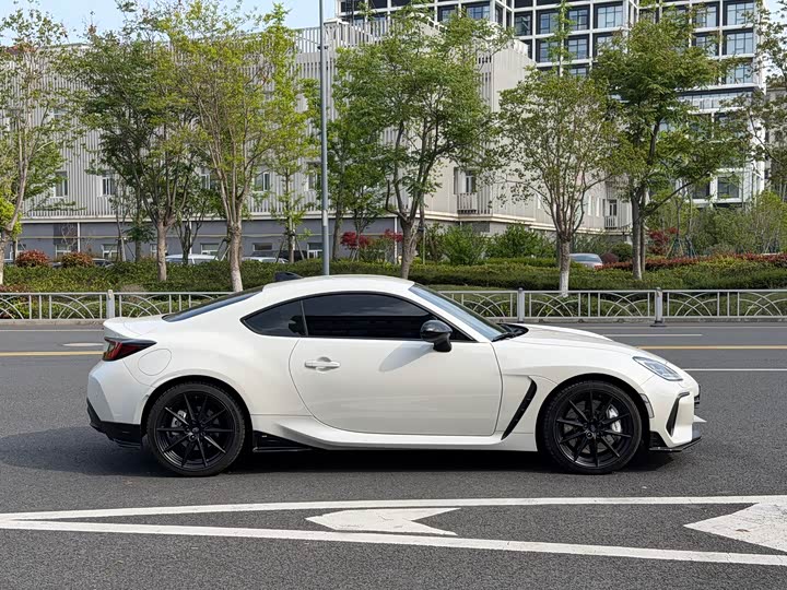 Subaru BRZ 2025 2025款 2.4L 手动版EyeSight STI Sport