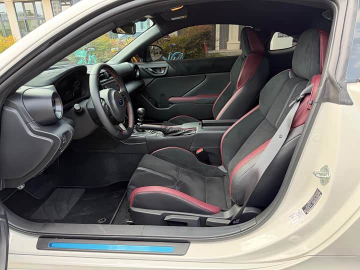 Subaru BRZ 2025 2025款 2.4L 手动版EyeSight STI Sport
