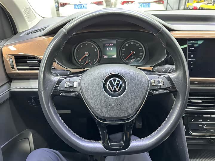 Volkswagen Tharu 2021 2021款 280TSI 两驱豪华版PLUS