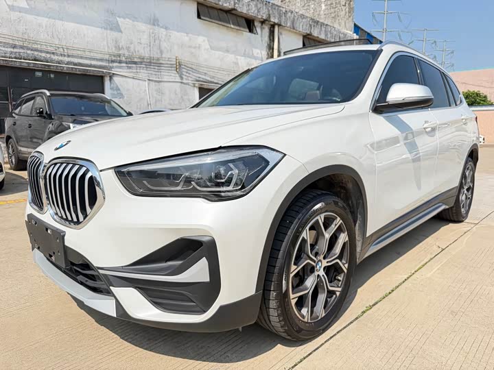 Фото 1 - BMW X1