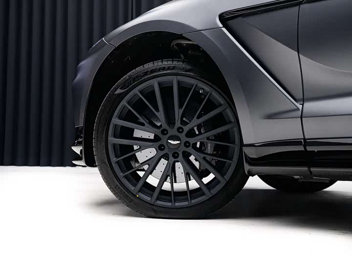 Aston Martin DBX 2023 2023款 4.0T V8 707