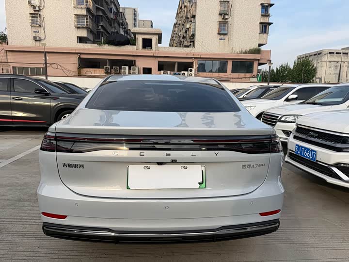 Geely Galaxy A7 2026 2026款 EM-i 150km 悦享版
