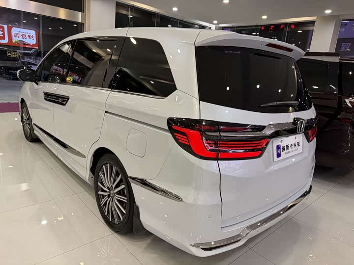 Honda Elysion 2024 2024款 2.0L e:HEV 豪华版
