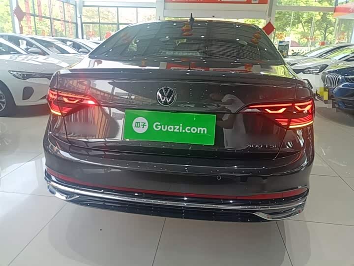 Фото 6 - Volkswagen Sagitar L