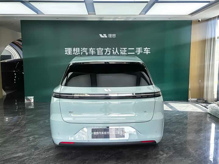 2025 LiXiang L6