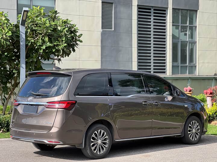Buick GL8 ES 2023 2023款 陆上公务舱 智慧尊贵型