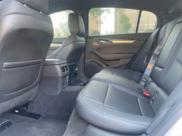 Cadillac CT5 2025 2025款 28T 城市运动版