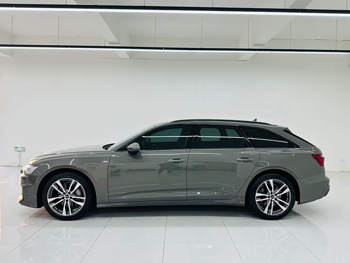 Audi A6 2022 2022款 Avant 先锋派 40 TFSI 豪华动感型