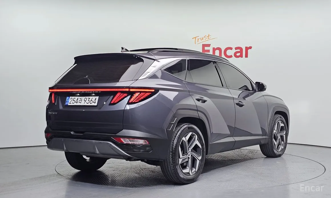 Фото 2 - Hyundai Tucson