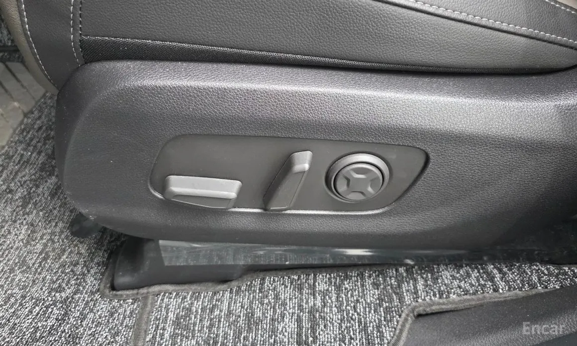 Фото 35 - Kia Carnival