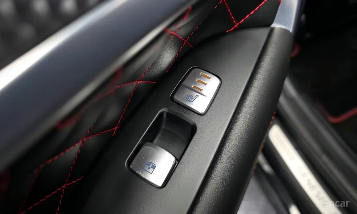 Photo 19 - Genesis G70