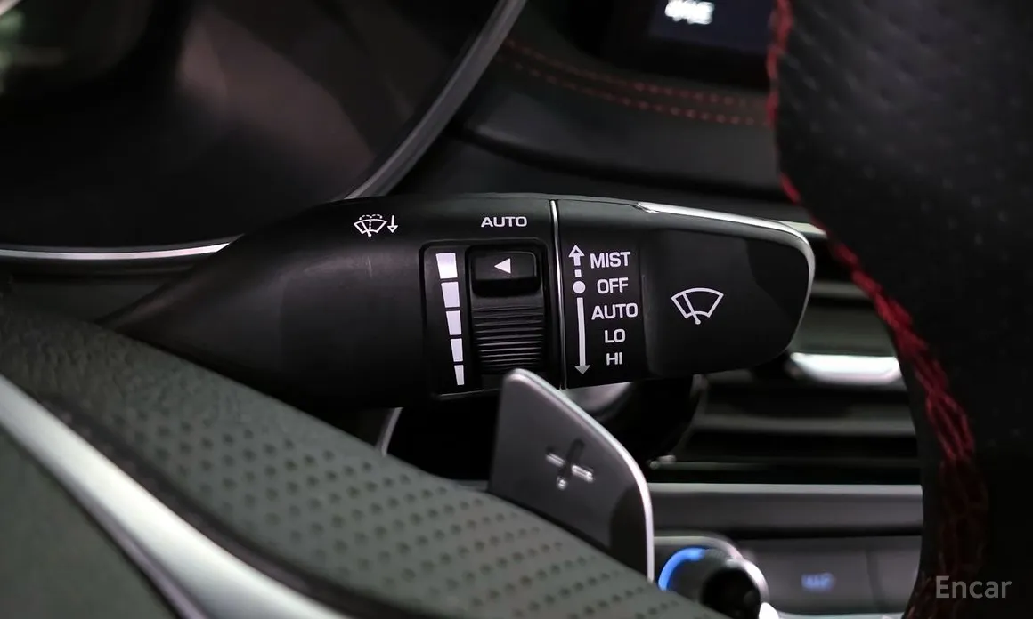 Photo 27 - Genesis G70