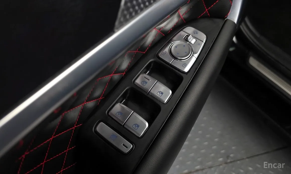 Photo 29 - Genesis G70