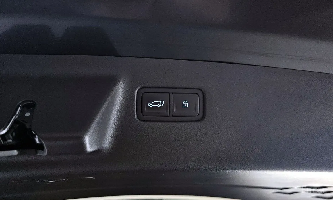 Фото 20 - Hyundai Santa Fe