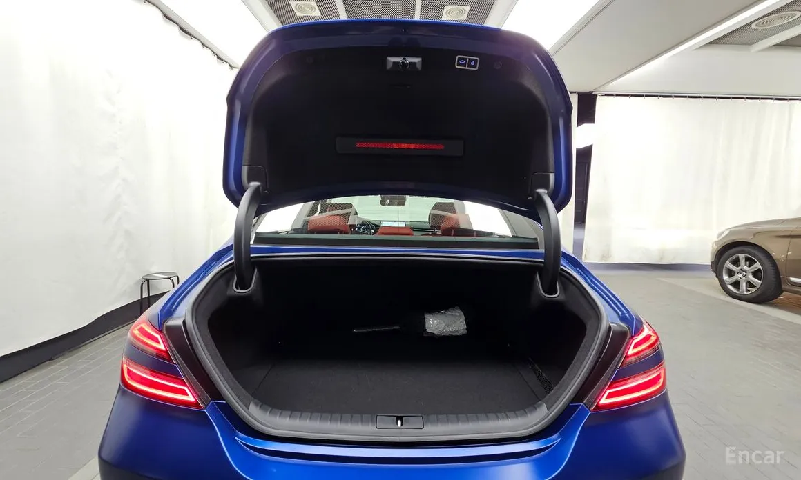 Genesis G70 2020 Gasoline 3.3T 2WD