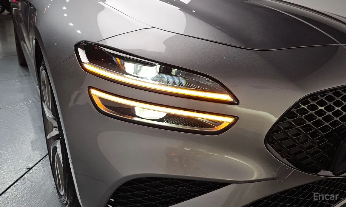Genesis G70 2020 Gasoline 2.5T 2WD