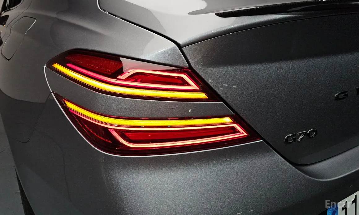 Genesis G70 2020 Gasoline 2.5T 2WD