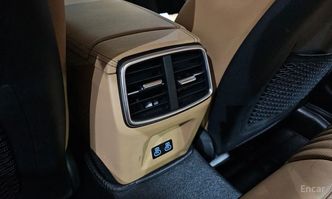 Genesis G70 2020 Gasoline 2.5T 2WD